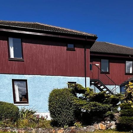 Snowgoose Apartments & Bunkhouse Φορτ Γουίλιαμ Εξωτερικό φωτογραφία
