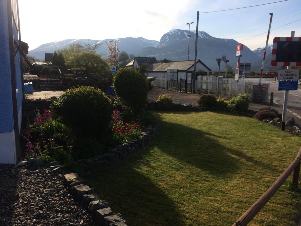 Snowgoose Apartments & Bunkhouse Φορτ Γουίλιαμ Εξωτερικό φωτογραφία