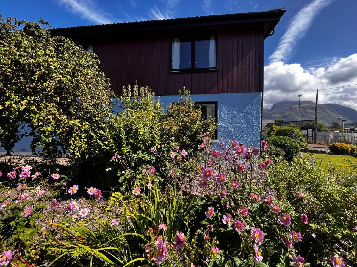 Snowgoose Apartments & Bunkhouse Φορτ Γουίλιαμ Εξωτερικό φωτογραφία