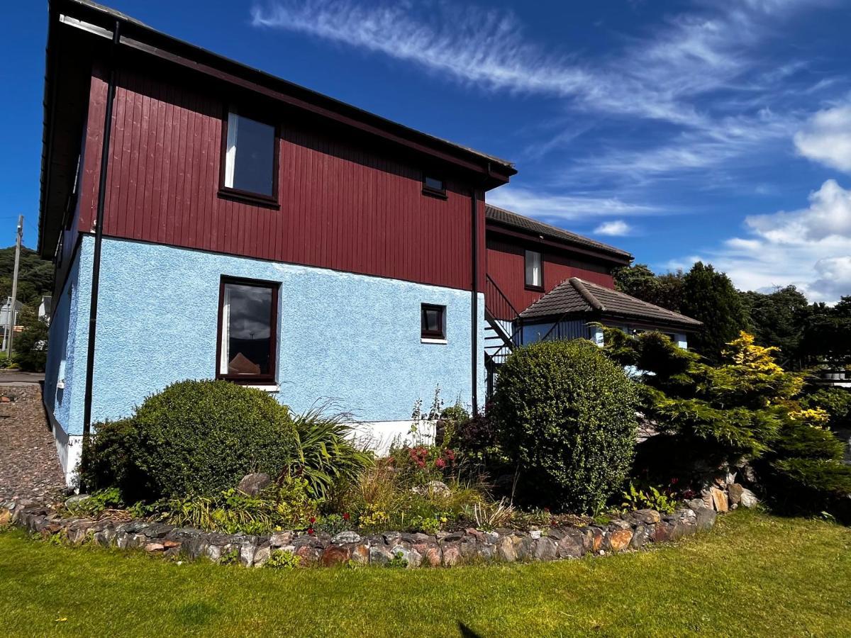 Snowgoose Apartments & Bunkhouse Φορτ Γουίλιαμ Εξωτερικό φωτογραφία