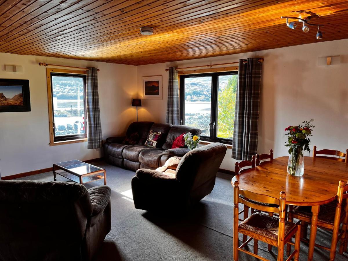 Snowgoose Apartments & Bunkhouse Φορτ Γουίλιαμ Εξωτερικό φωτογραφία